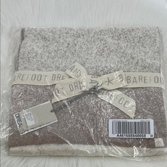 Barefoot Dreams Accessories - Barefoot Dreams CozyChic Lite Confetti Scarf - Cream/Taupe - OS - NWT